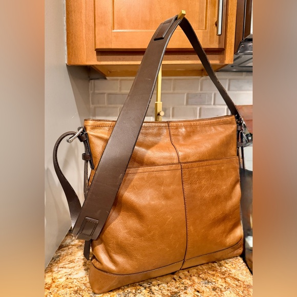 Coach Handbags - VINTAGE COACH circa 1999